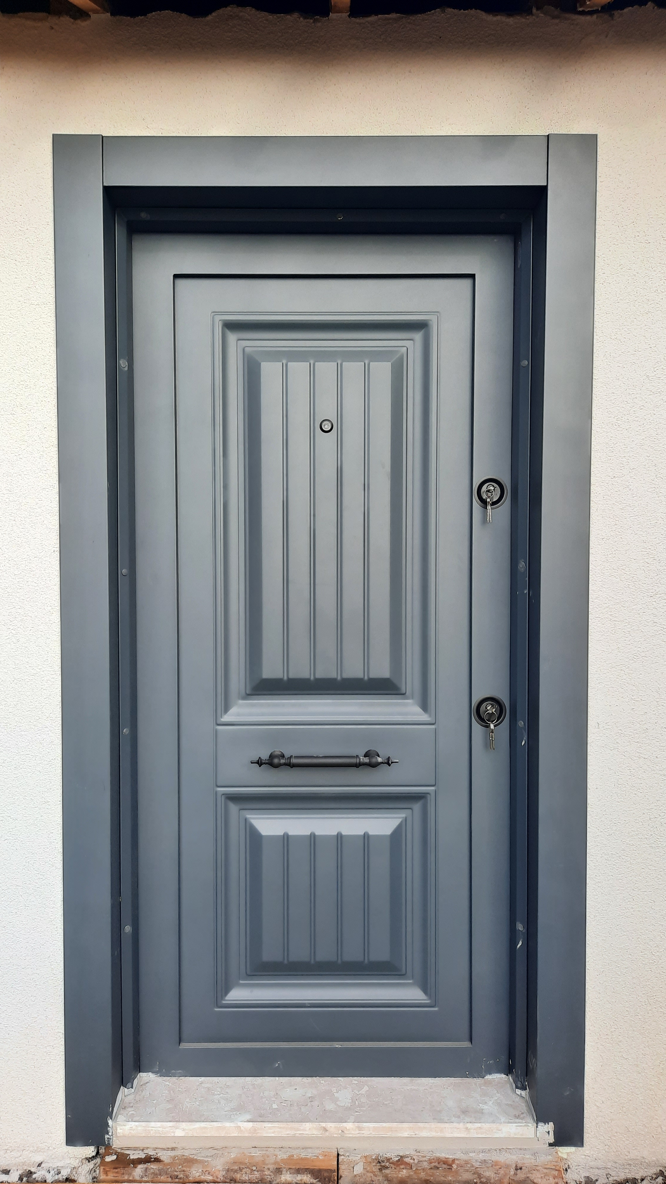 DIŞ MEKAN ÇELİK KAPI