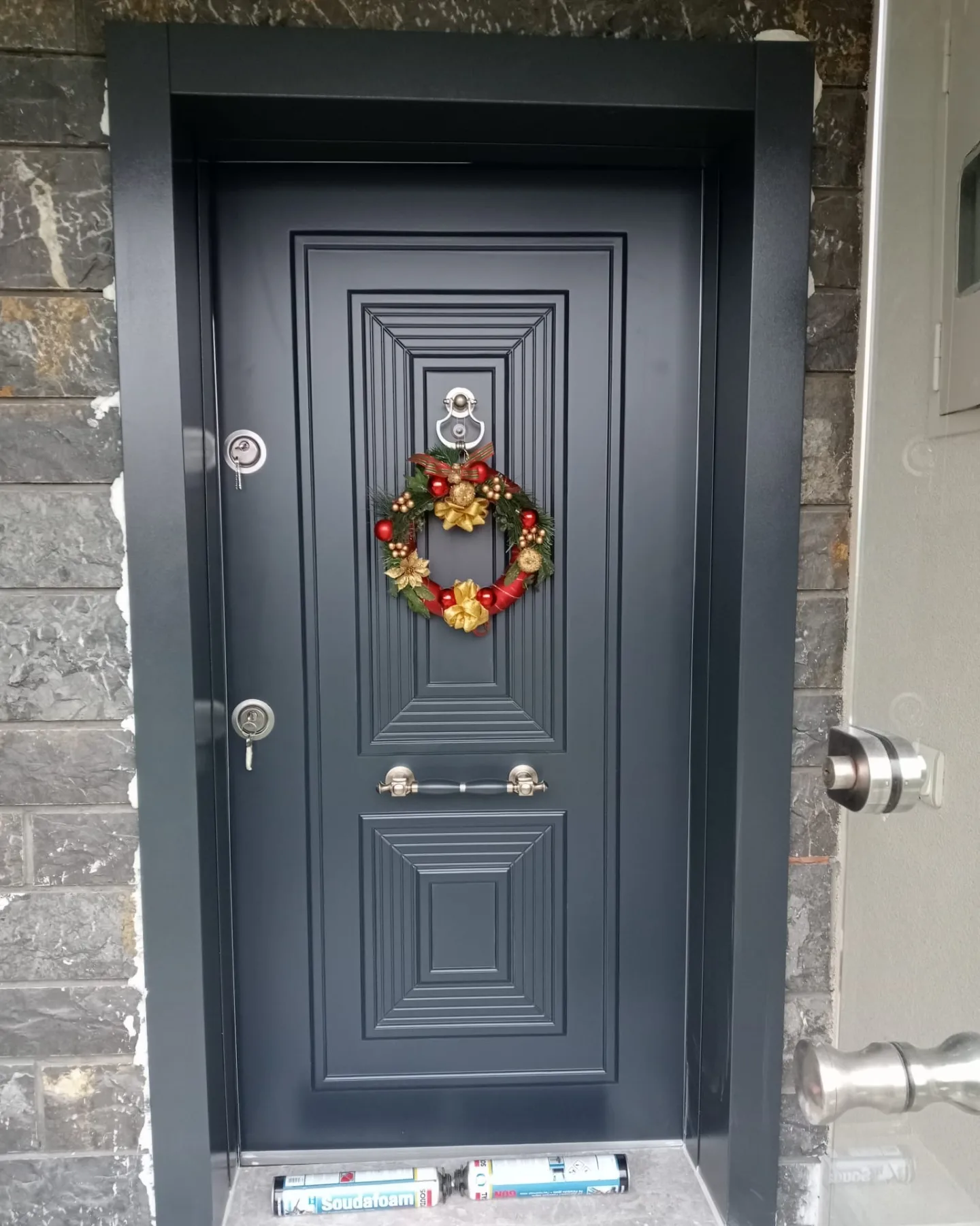 DIŞ MEKAN ÇELİK KAPILARI